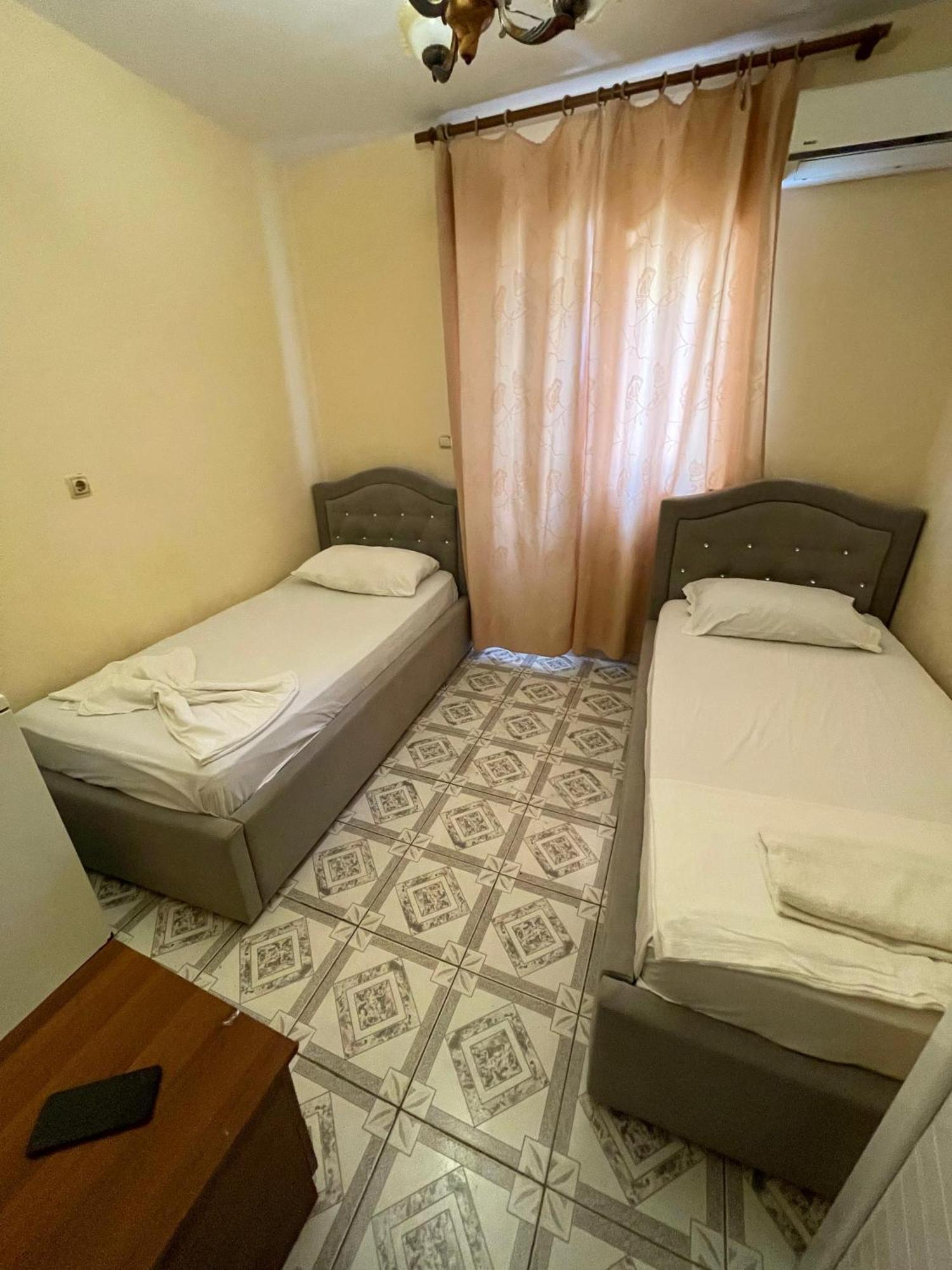 Hotel Gjika Саранда Екстер'єр фото