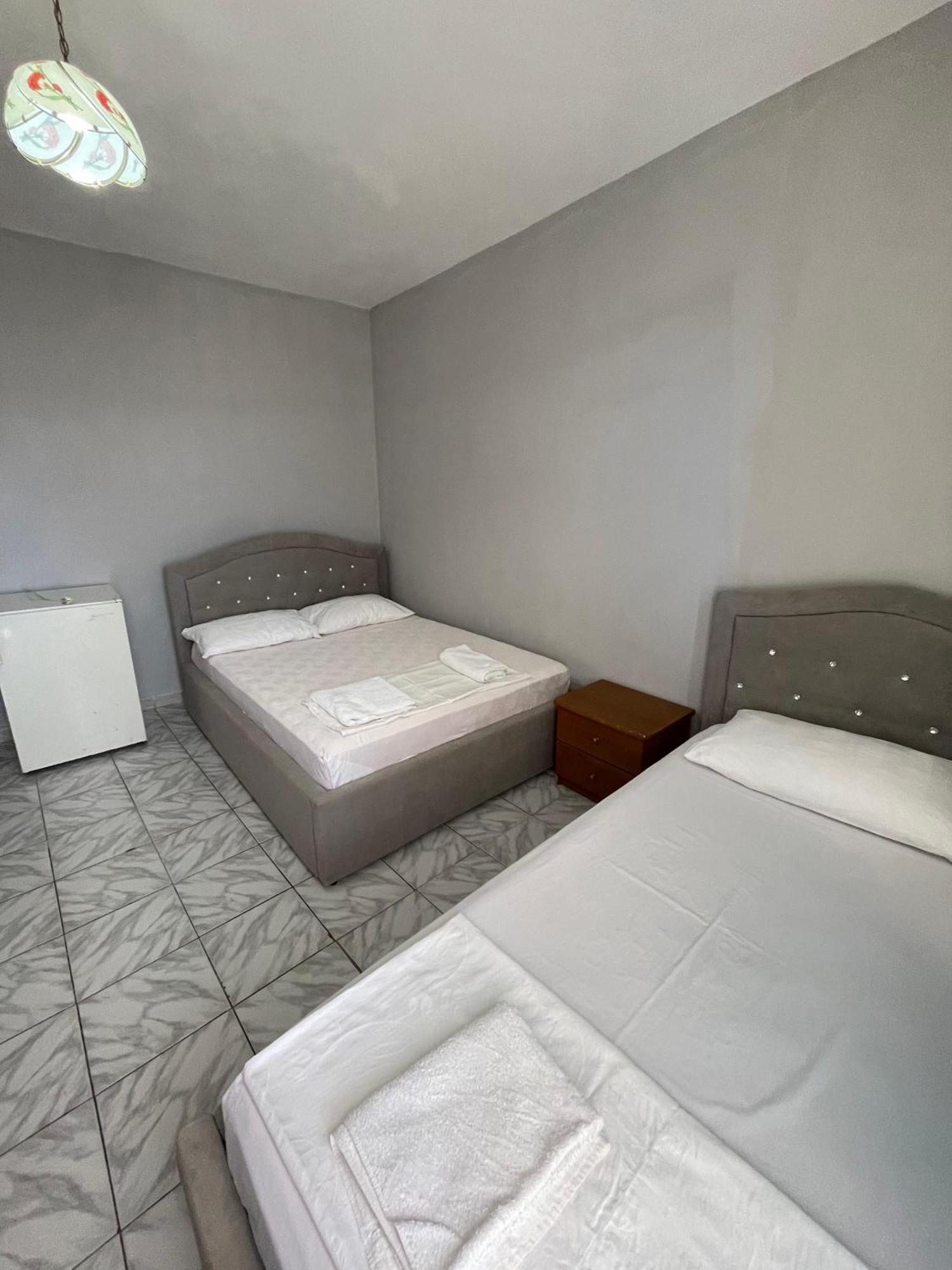 Hotel Gjika Саранда Екстер'єр фото